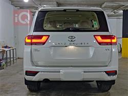 تۆیۆتا لاند کروزەر